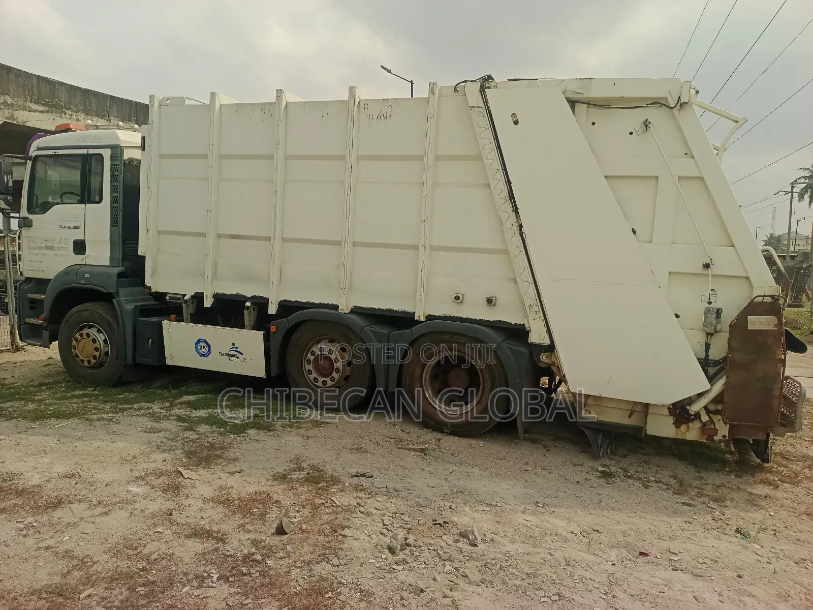 Man Diesel Refuse Compactor Truck 8 Tyres (Tokunbo)