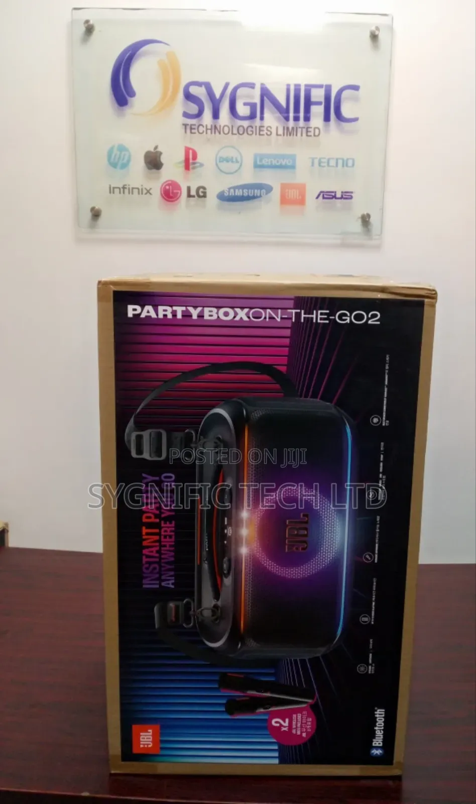 JBL Partybox on the Go 2 Speaker