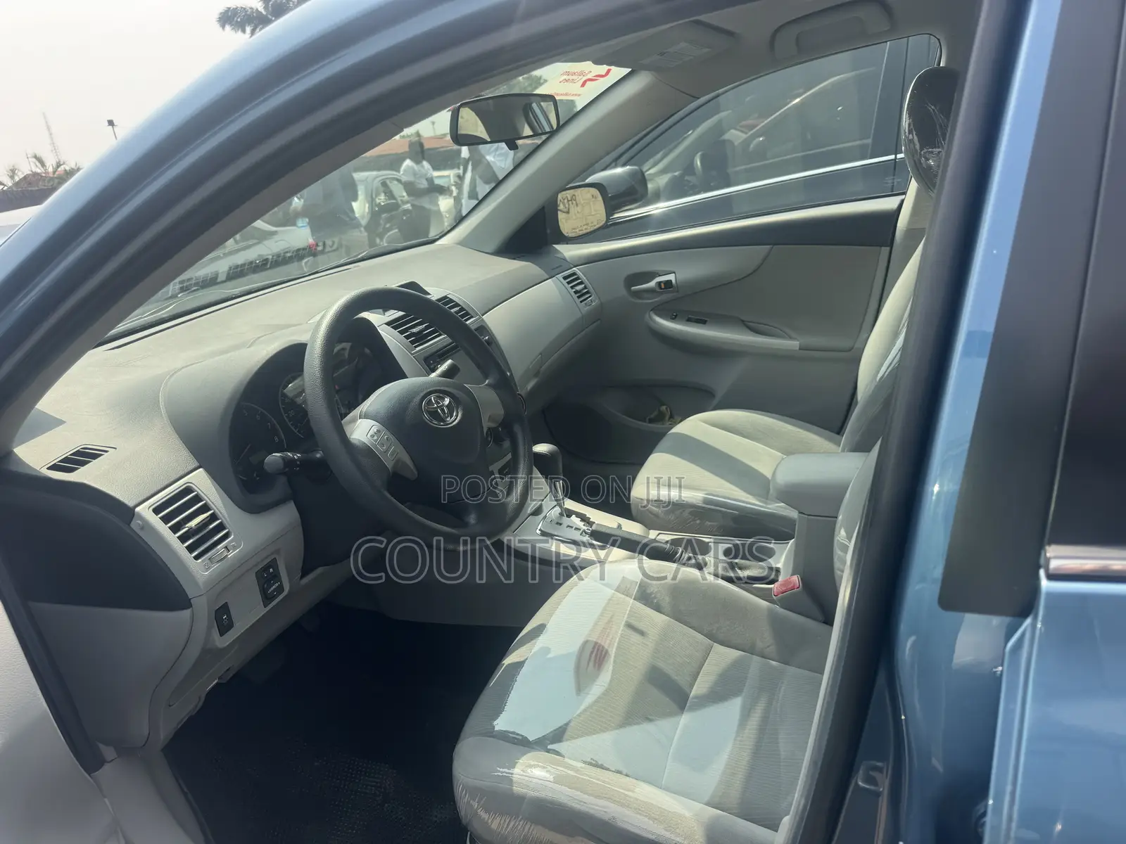 Toyota Corolla LE 4dr Sedan (1.8L 4cyl 4A) 2013 Blue