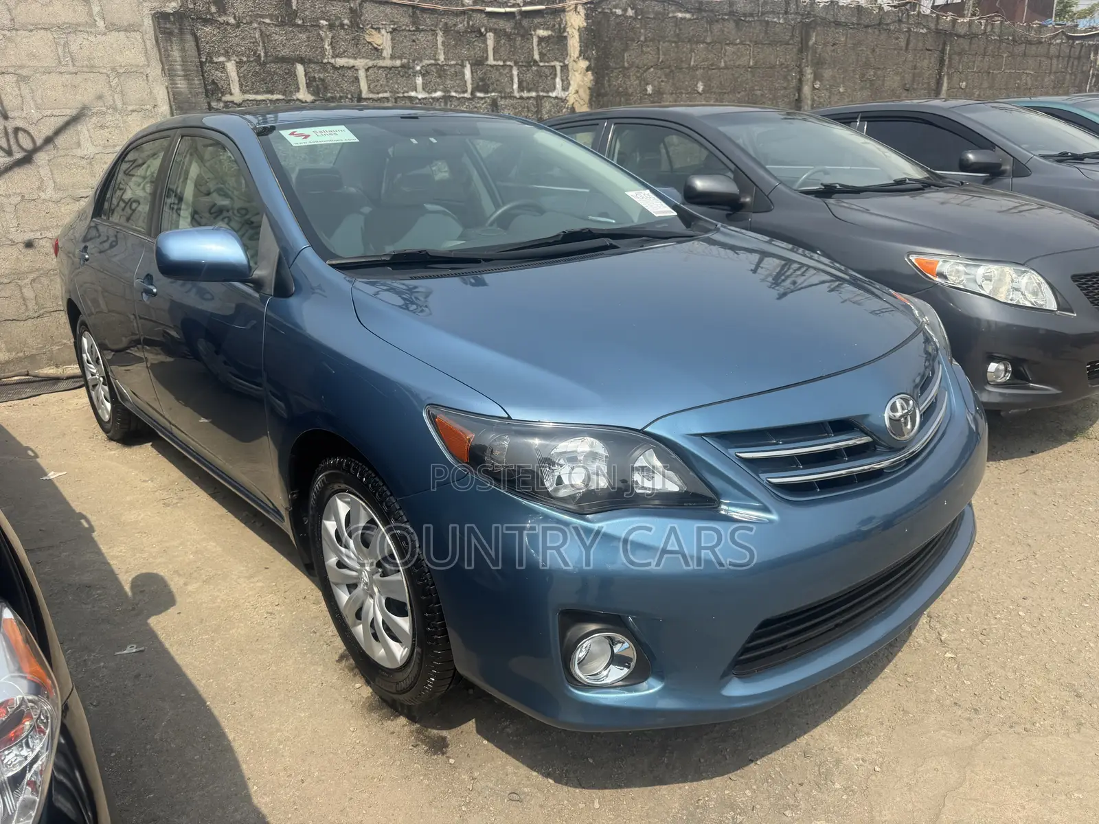 Toyota Corolla LE 4dr Sedan (1.8L 4cyl 4A) 2013 Blue