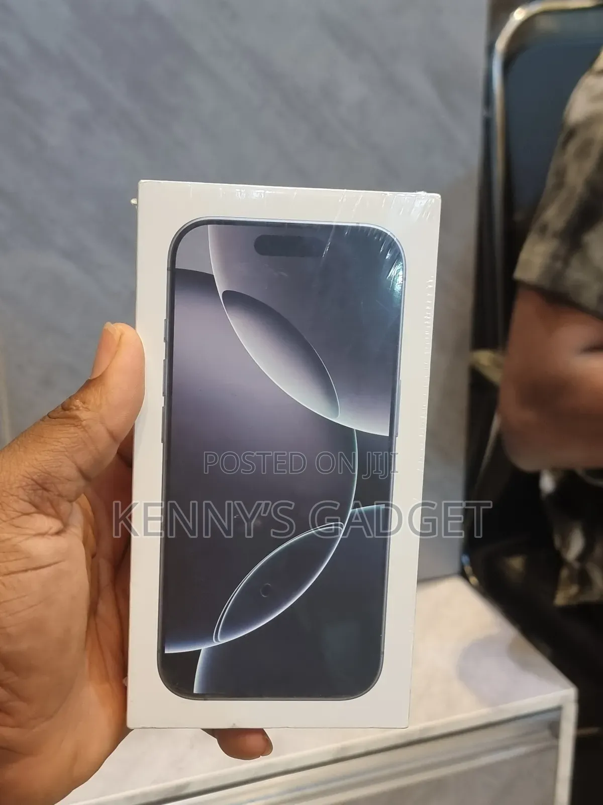 New Apple iPhone 16 Pro 256 GB