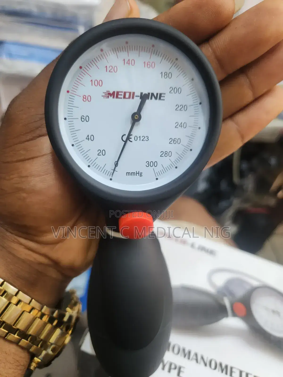 Sphygmomanometer Palm Type