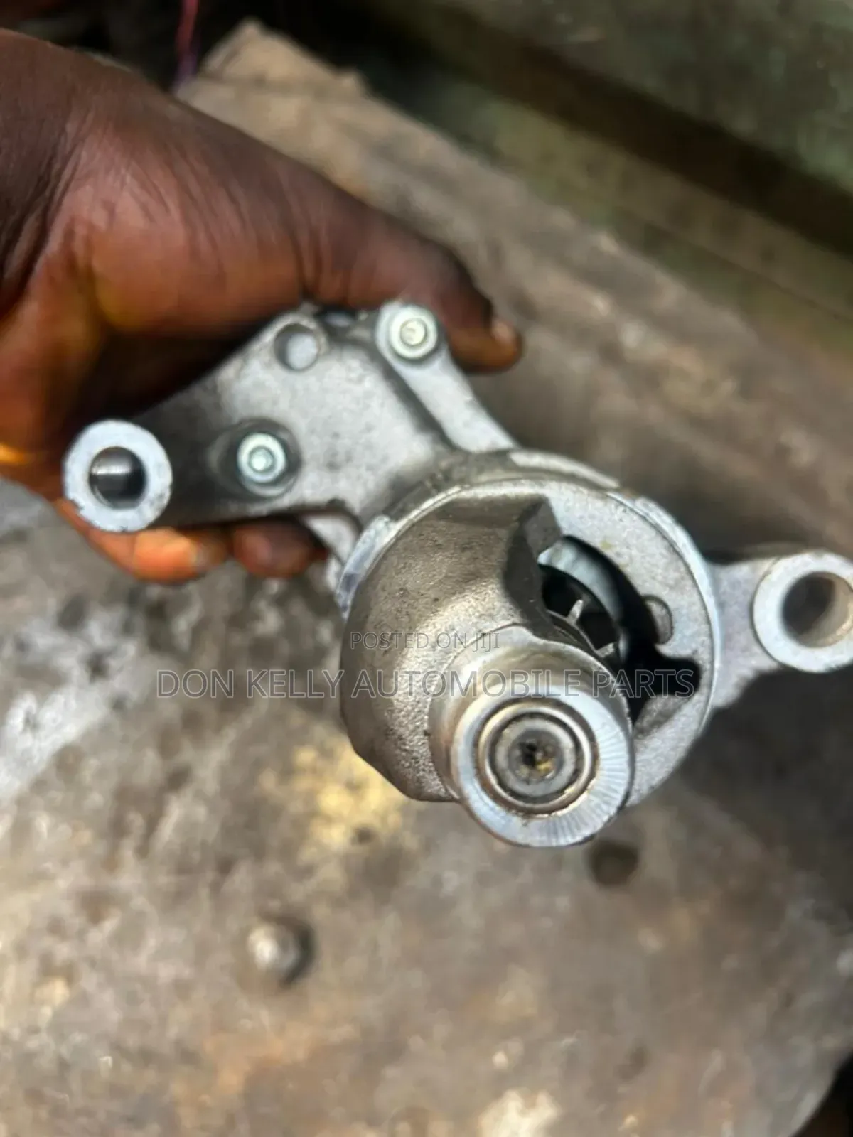 Bentley Bentiaga Kickstarter Motor