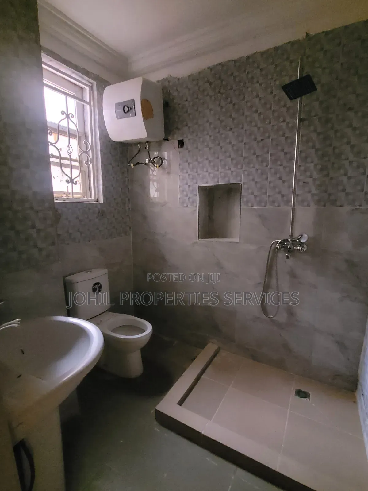 2bdrm Block of Flats in Asokoro for rent