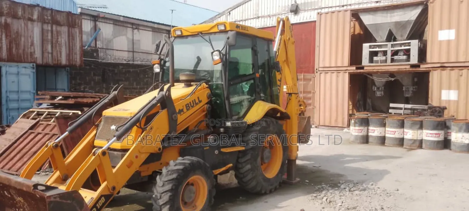 Bull Backhoe Machine 100ph