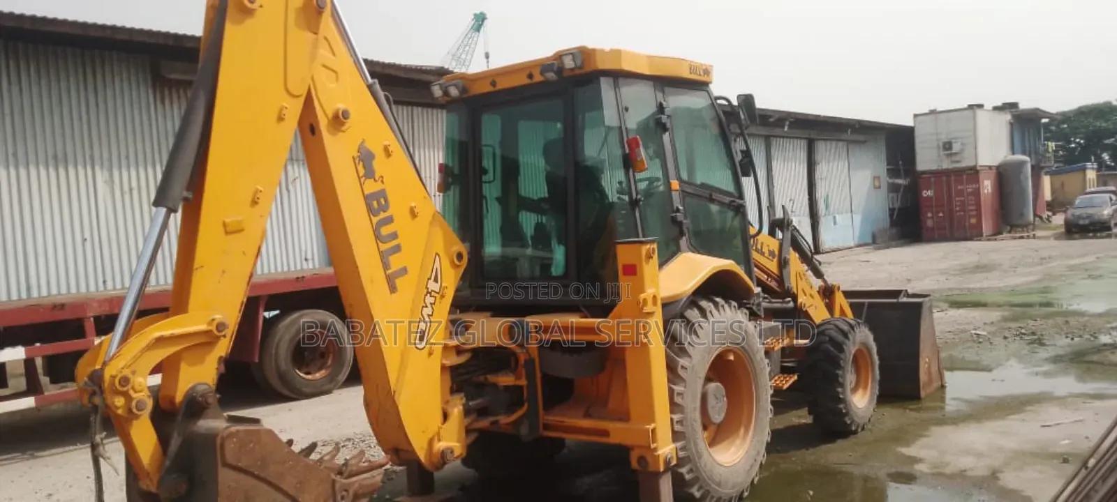 Bull Backhoe Machine 100ph
