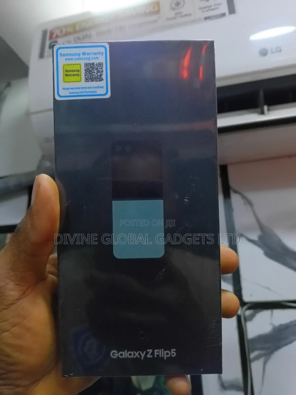 New Samsung Galaxy Z Flip5 512 GB Green