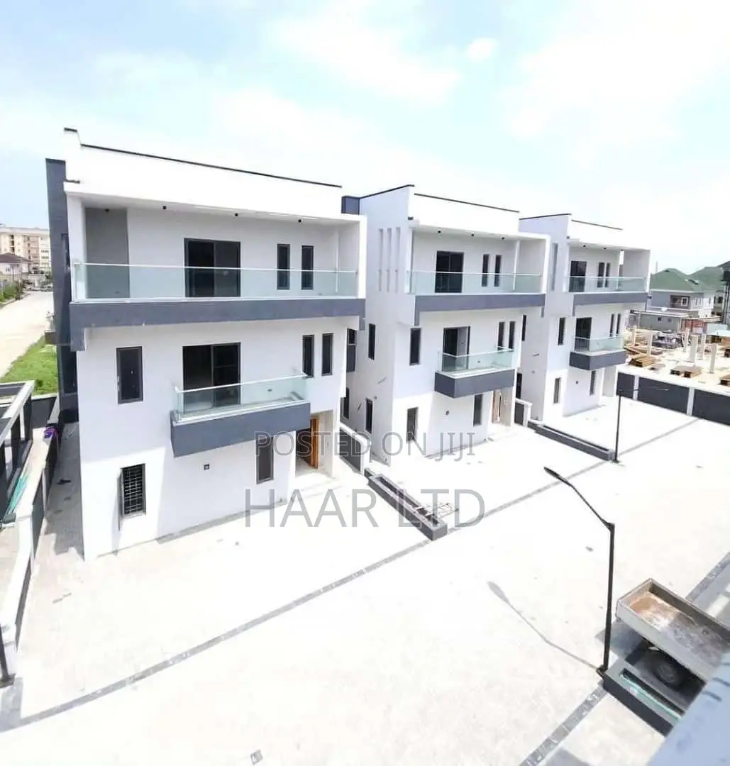 5bdrm Duplex in Ikate for sale