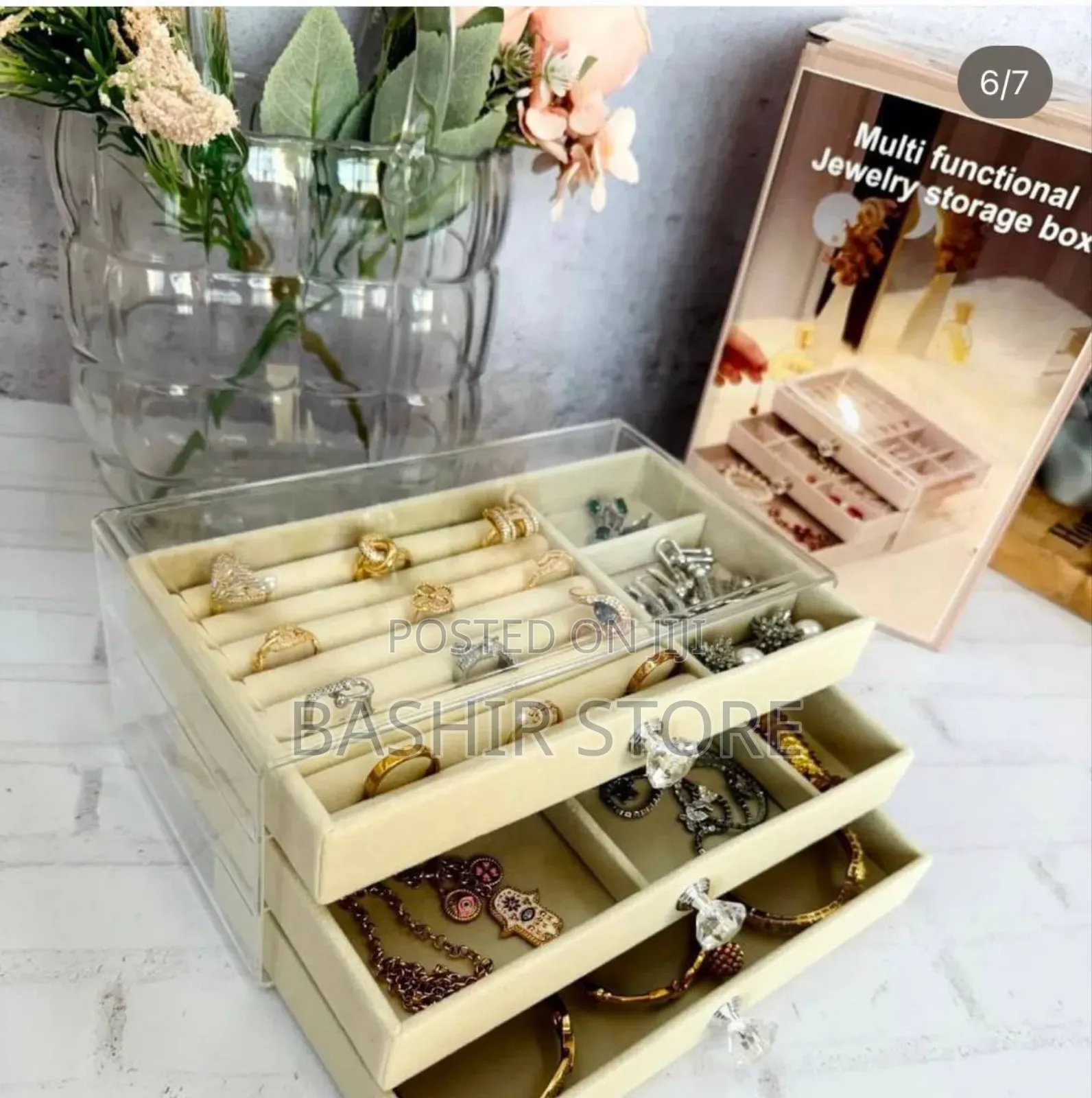 Multi-Functional Acrylic and Velvet Jewelry Storage Box.