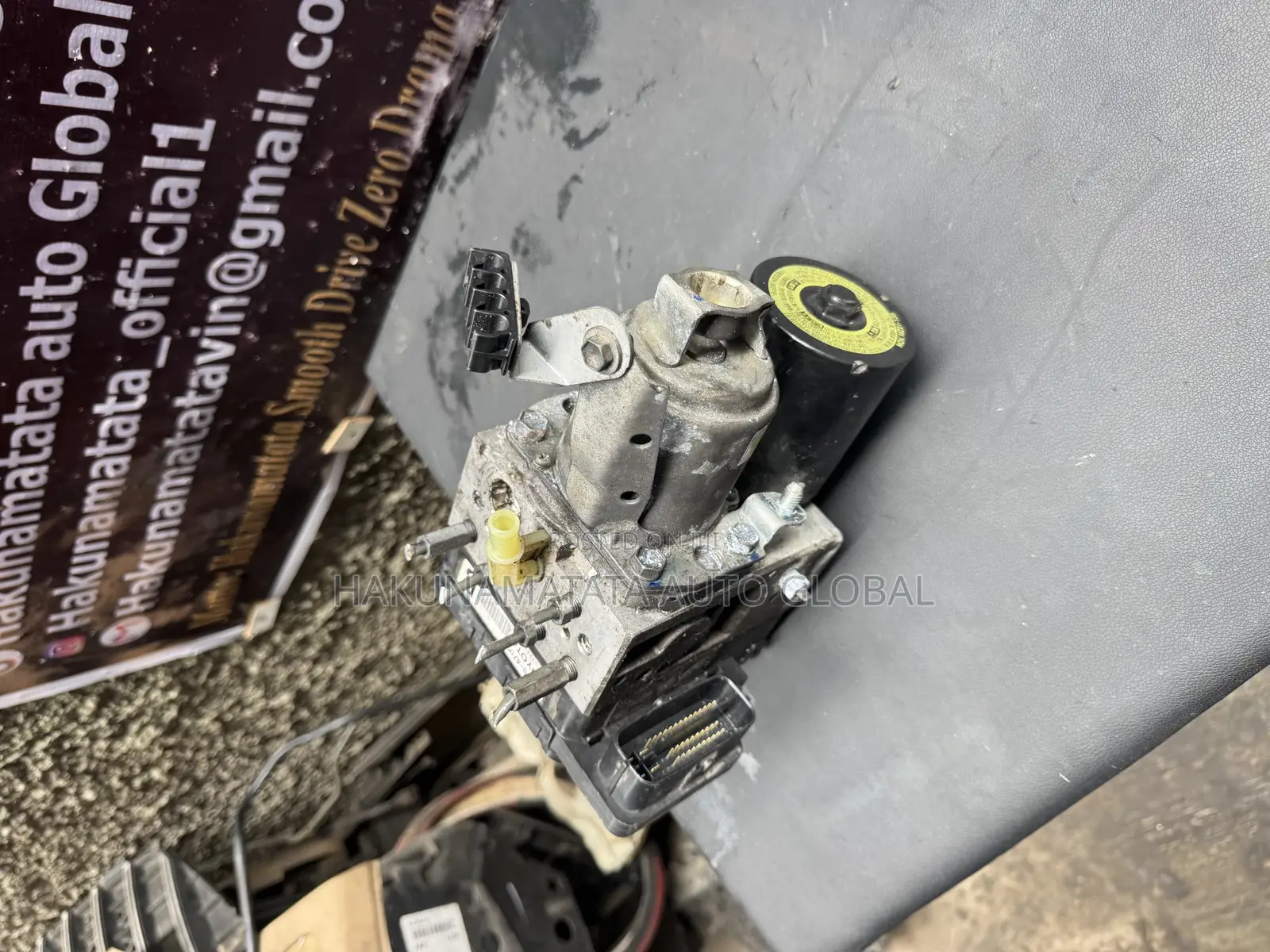 Hybrid Abs Pump For Toyota Pirus  2005-2007