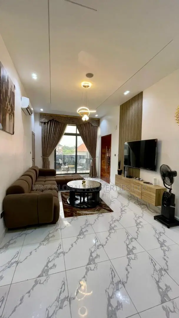 Introducing Our Luxury Two-Bedroom Shortlet Apartment With Pool Gym