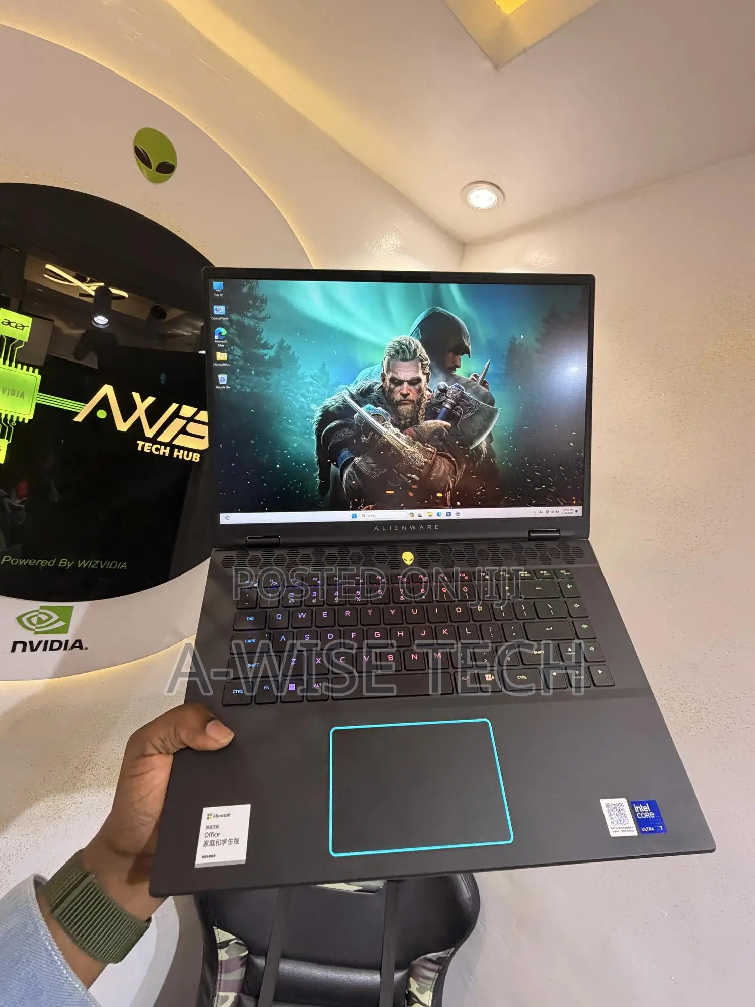 Laptop Dell Alienware M16 R2 16GB Intel Core Ultra 7 SSD 1T