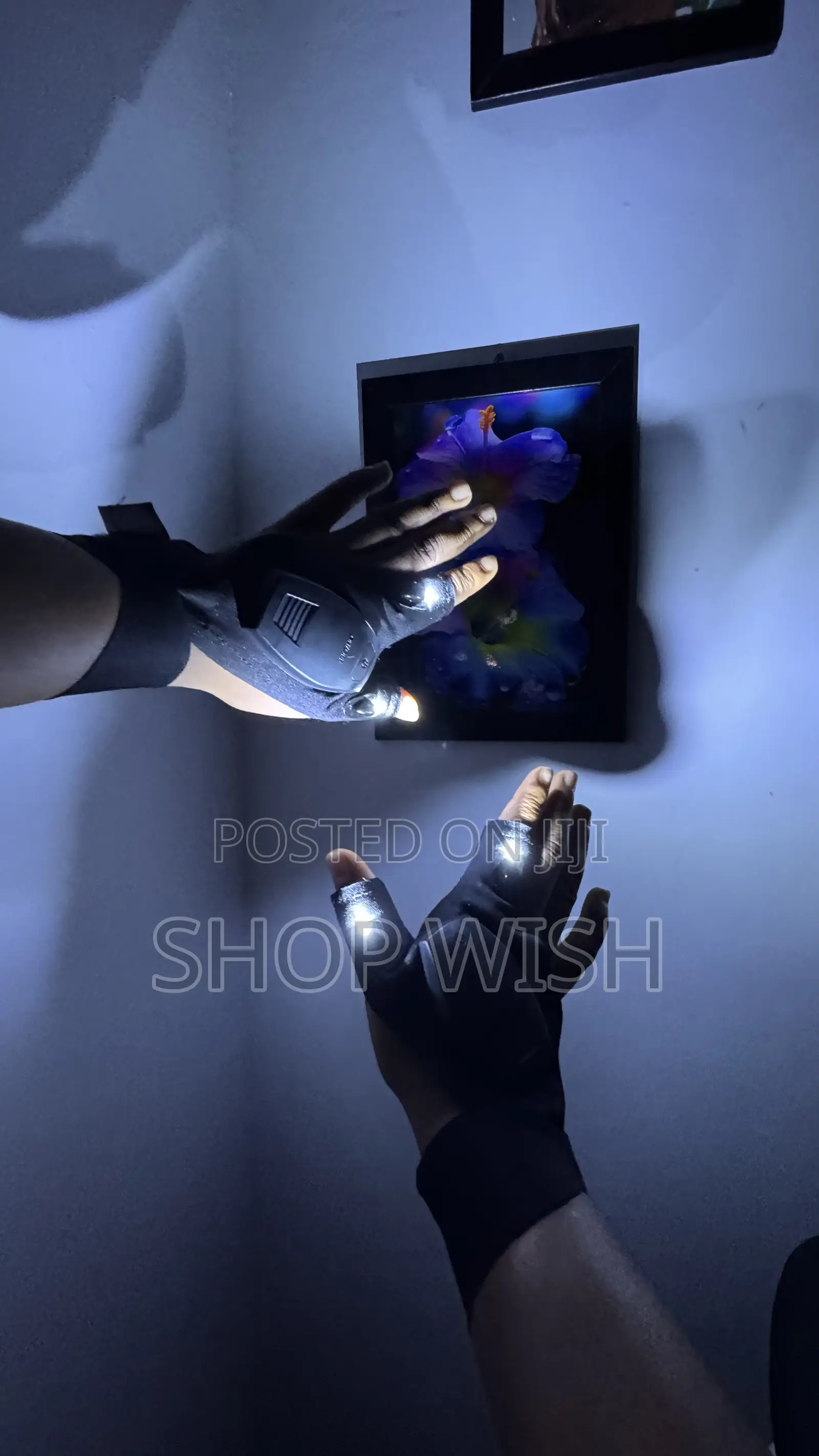 Led Gloves For Nighttime Safety And Visibility