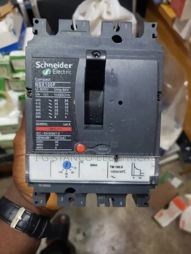 100amps 3 Pole
