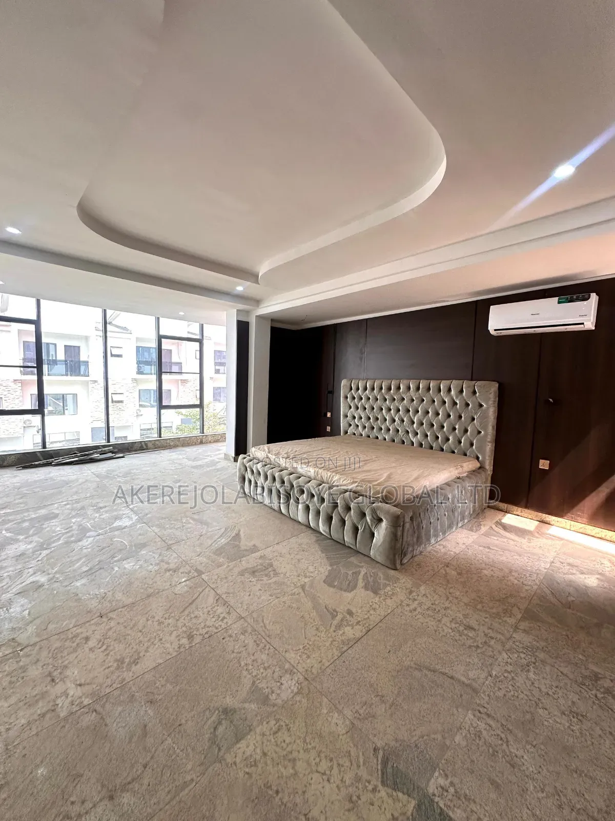 5bdrm Duplex in Guzape, Abuja for sale