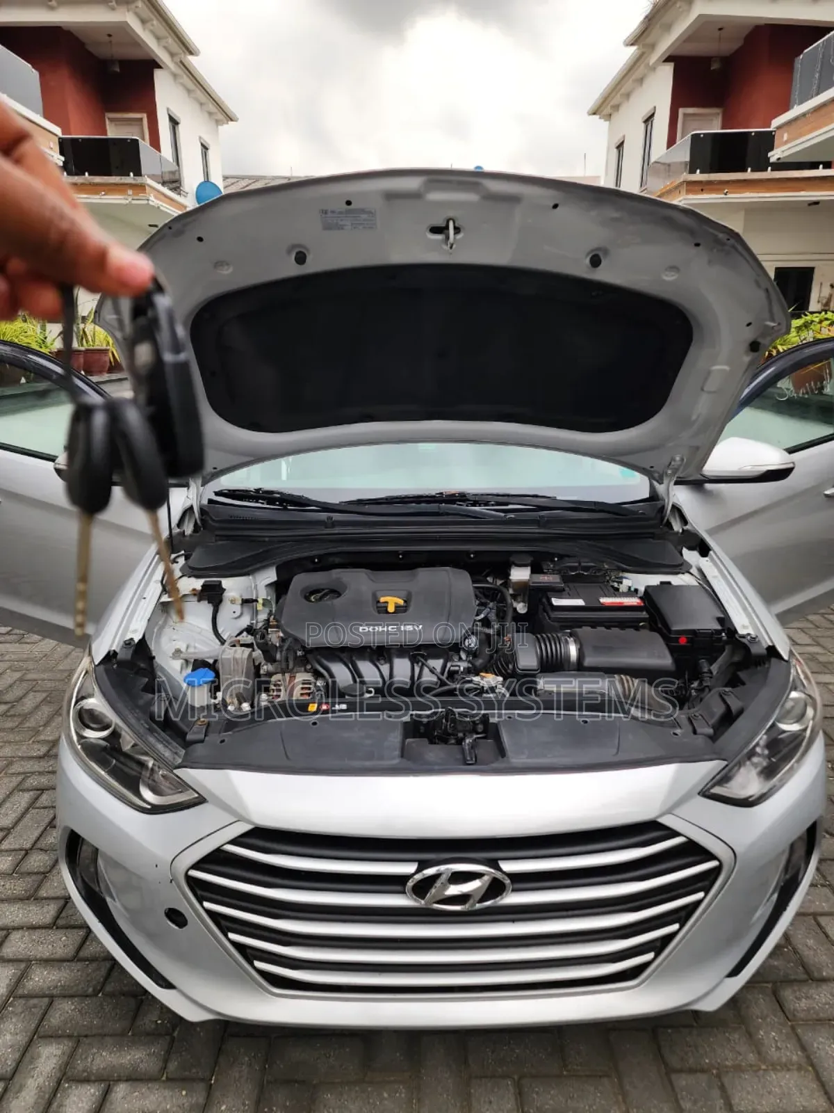 Hyundai Elantra 2017 Silver