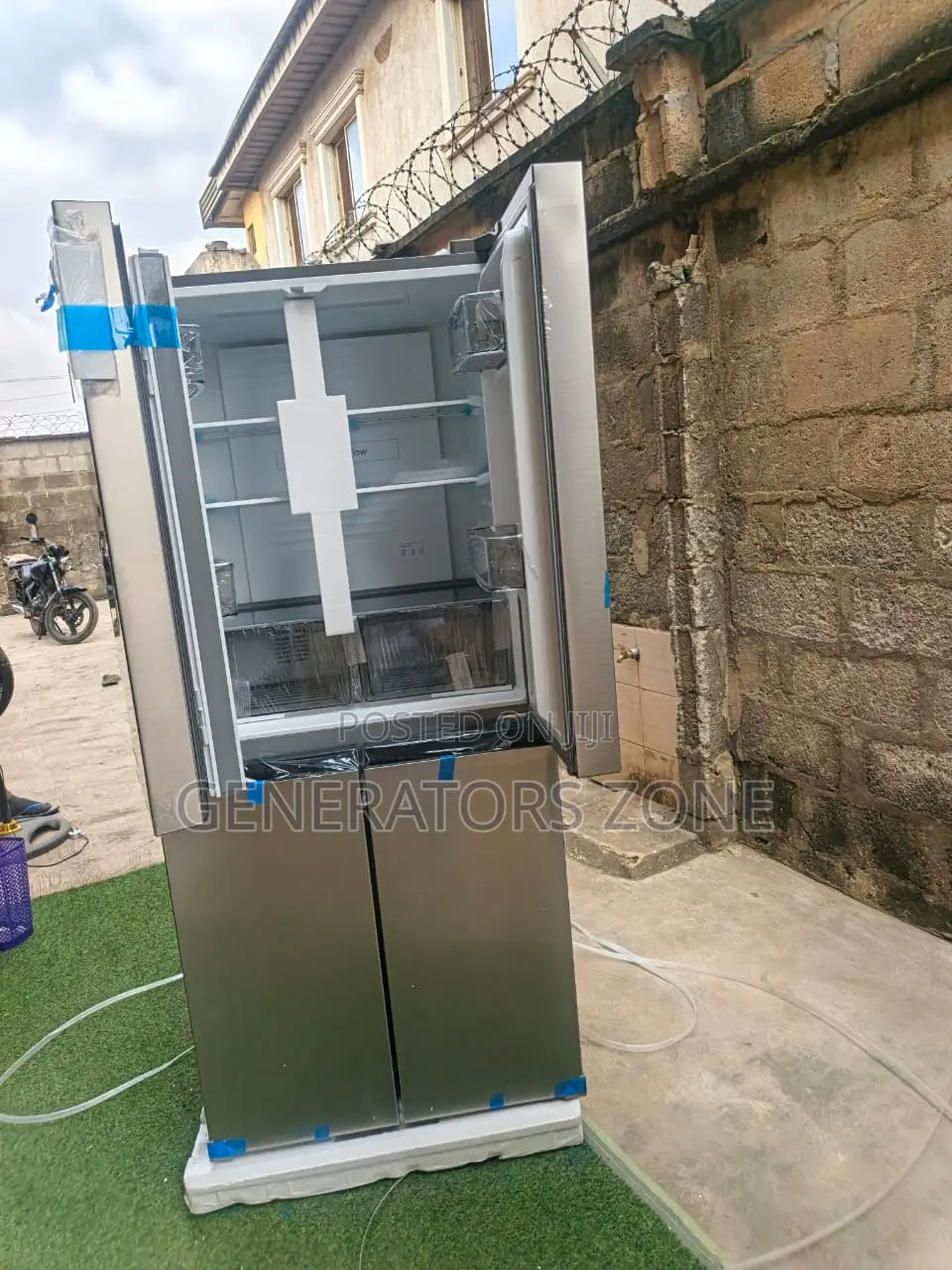 Hisense 392l Four-Door Side-by-Side Refrigerator With Ample Space