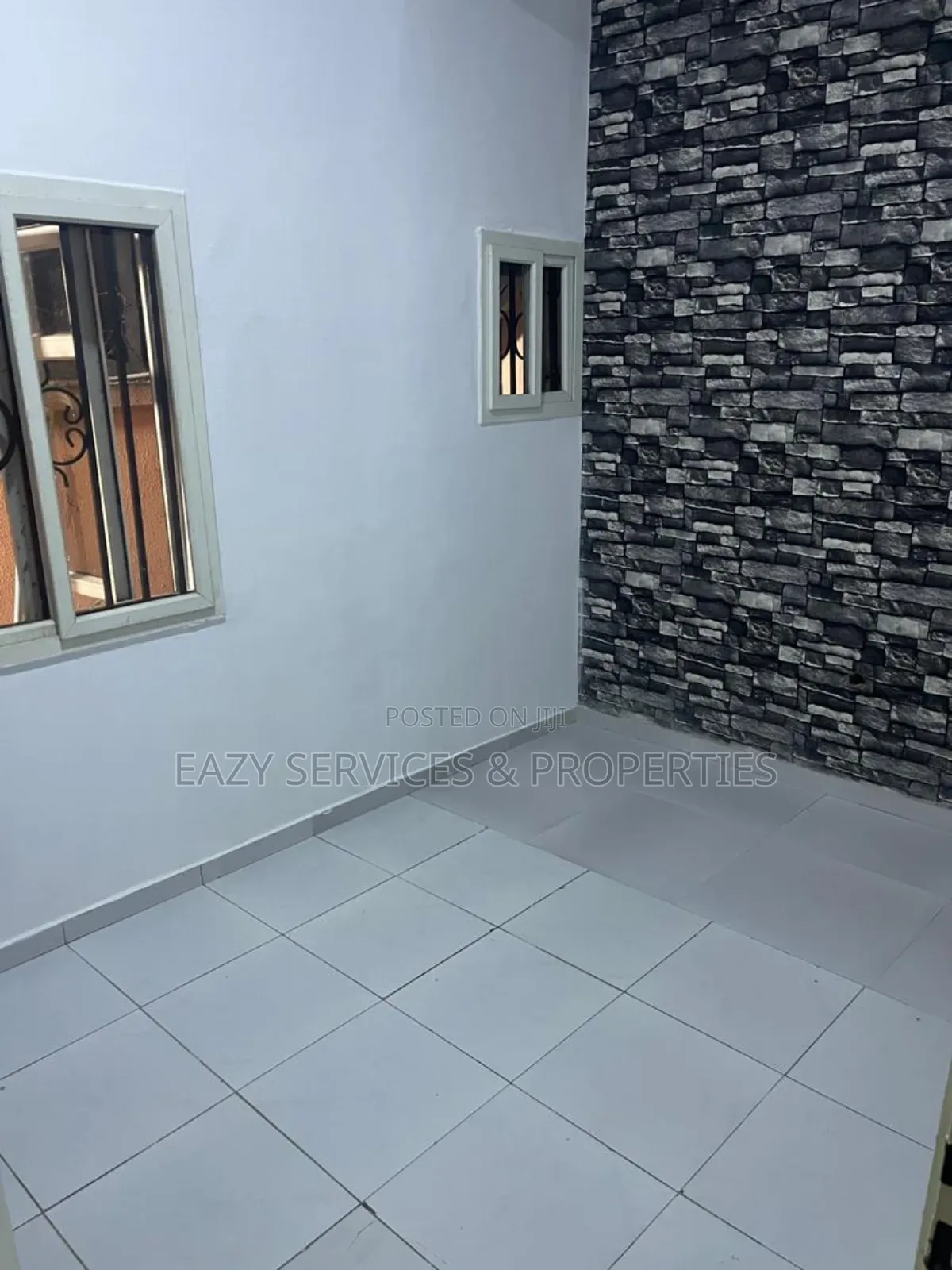 Mini Flat in Lekki Phase One for rent