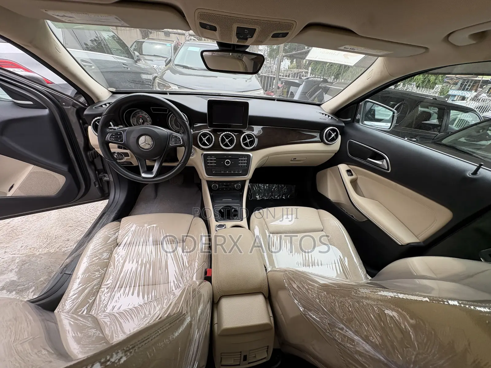 Mercedes-Benz GLA 250 2016 Gray