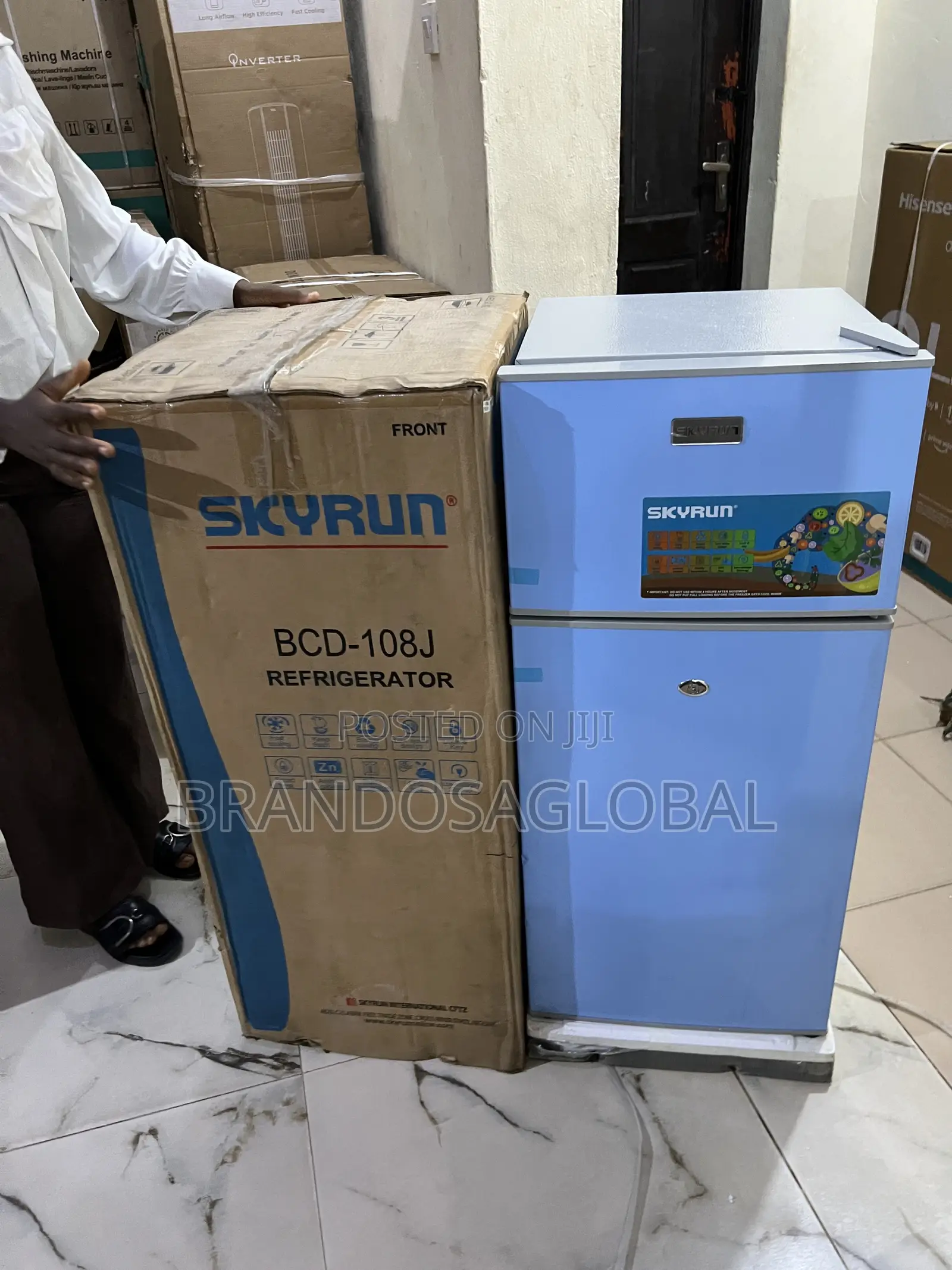 Skyrun Doubledoor Refrigerator Designed for Simplemaintenance[Bcd-108j