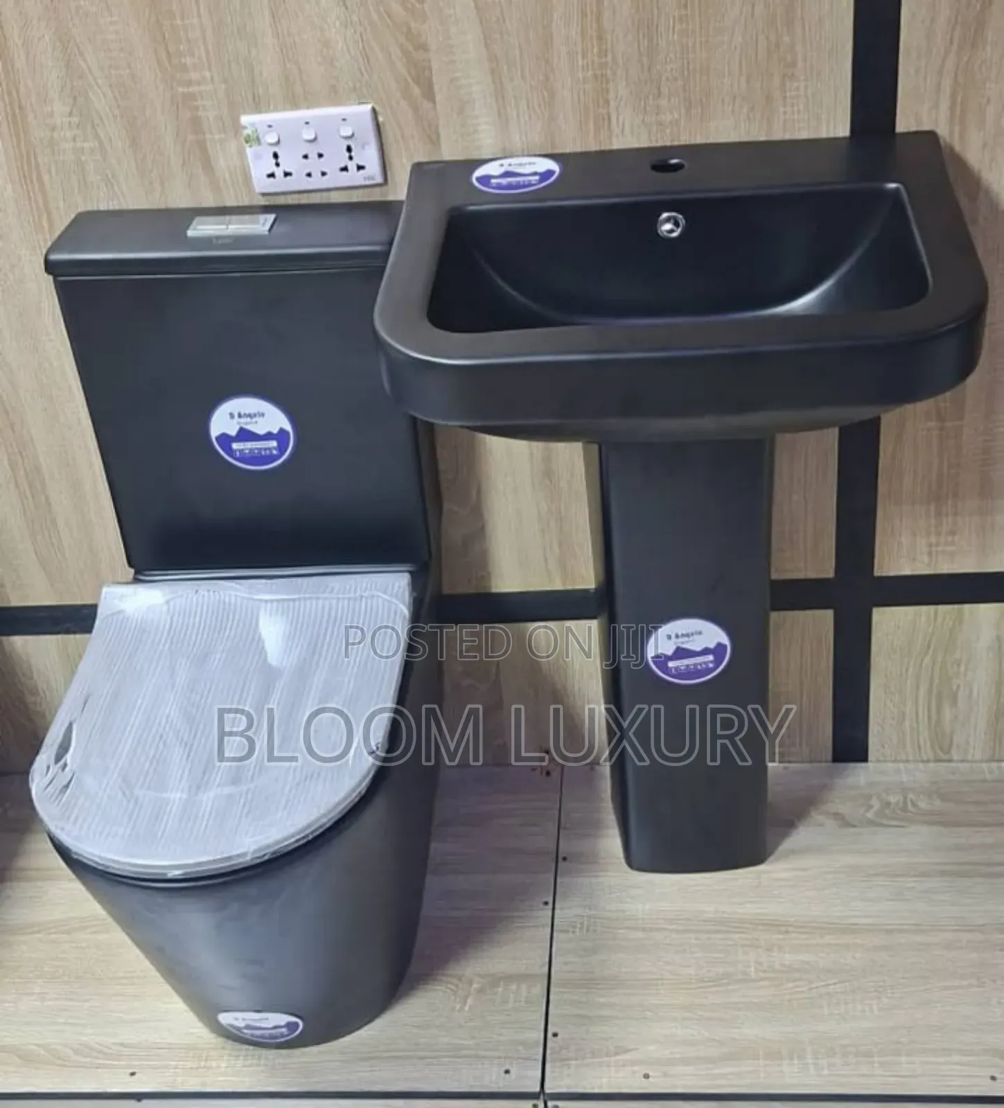 Matte Black Water Closet  Square/Round Available