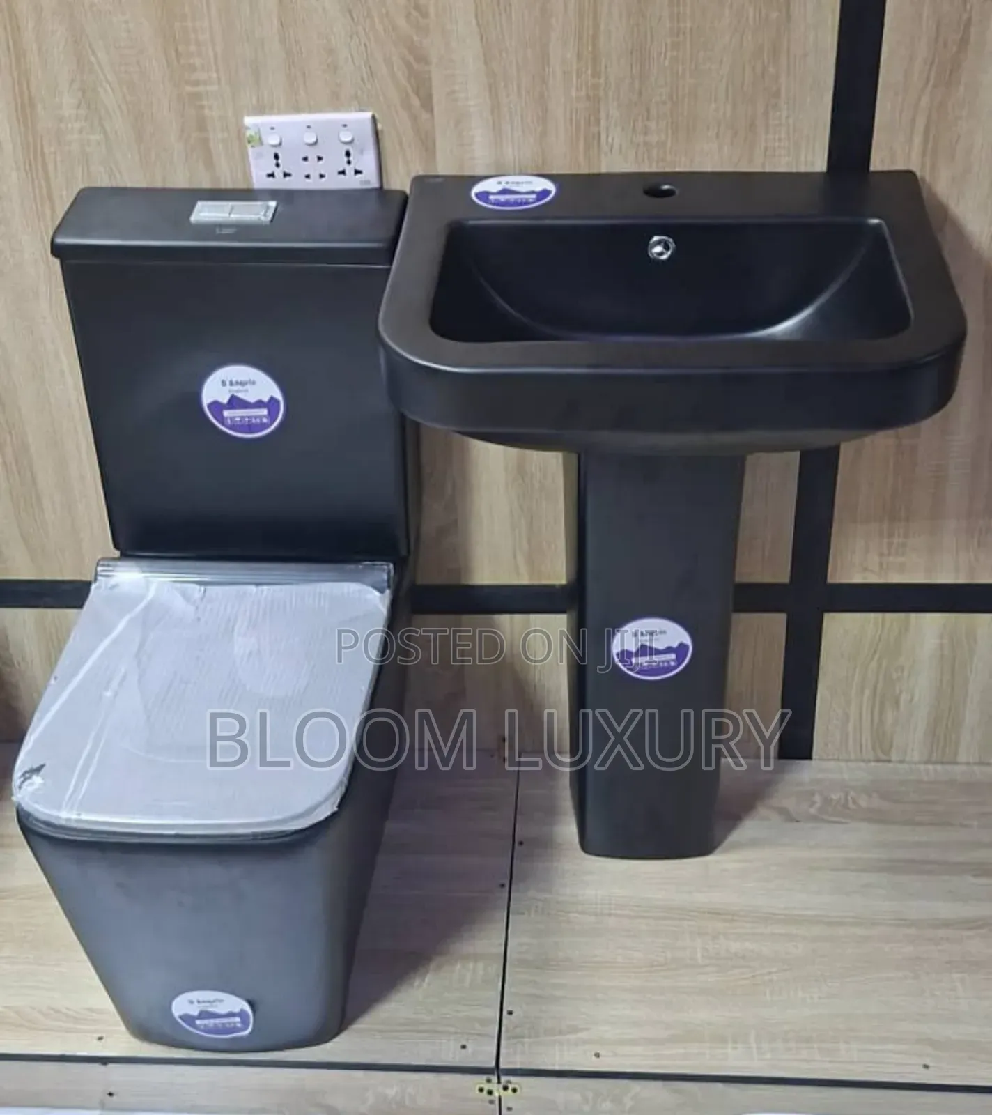 Matte Black Water Closet  Square/Round Available