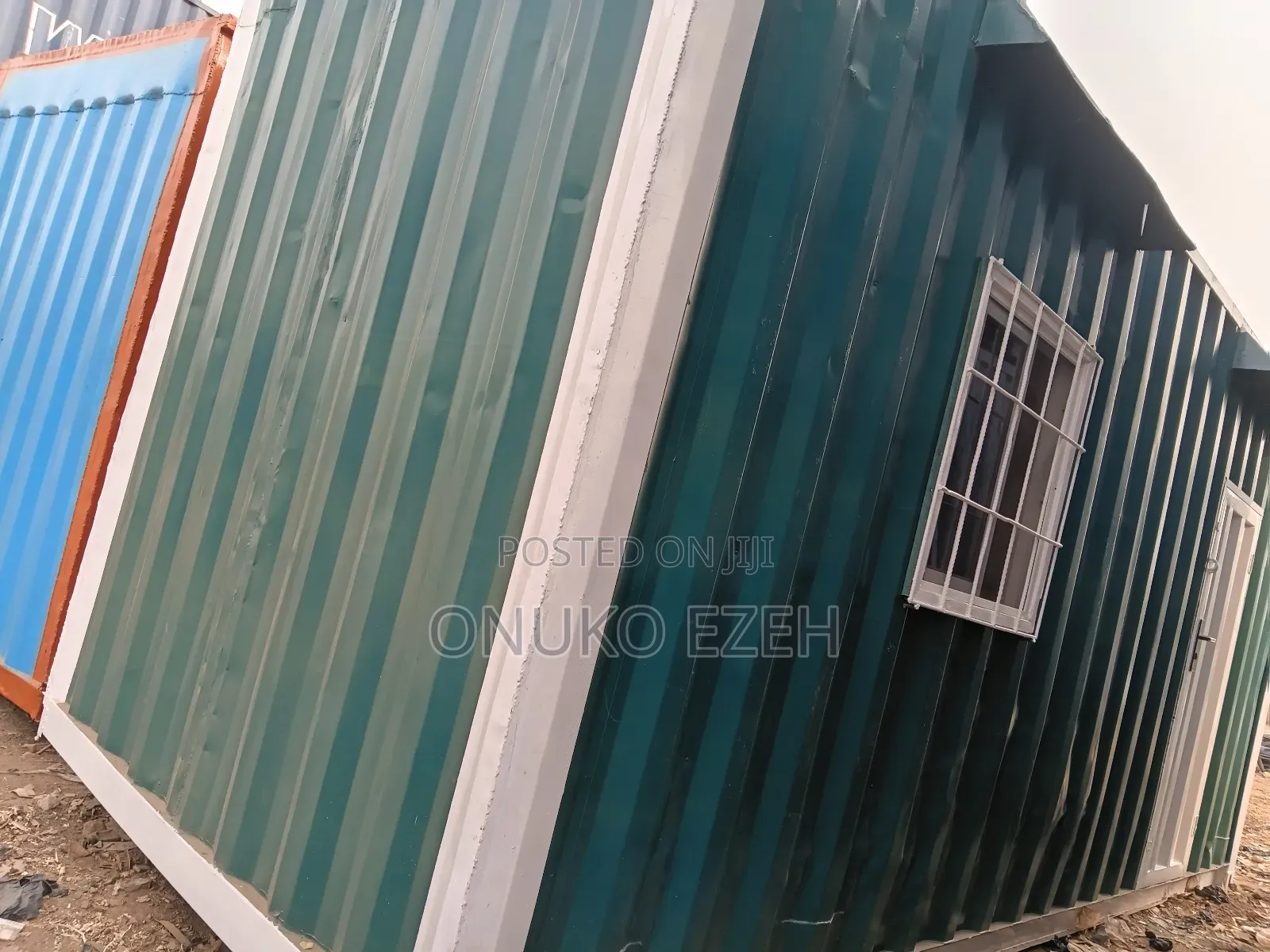 W0ft Office Container