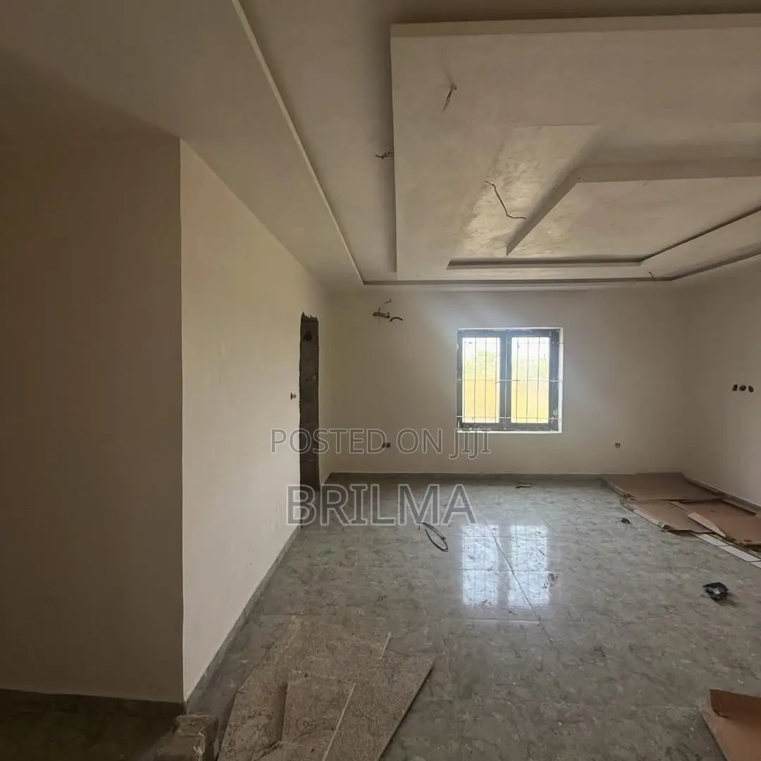 4bdrm Duplex in Jahi for sale