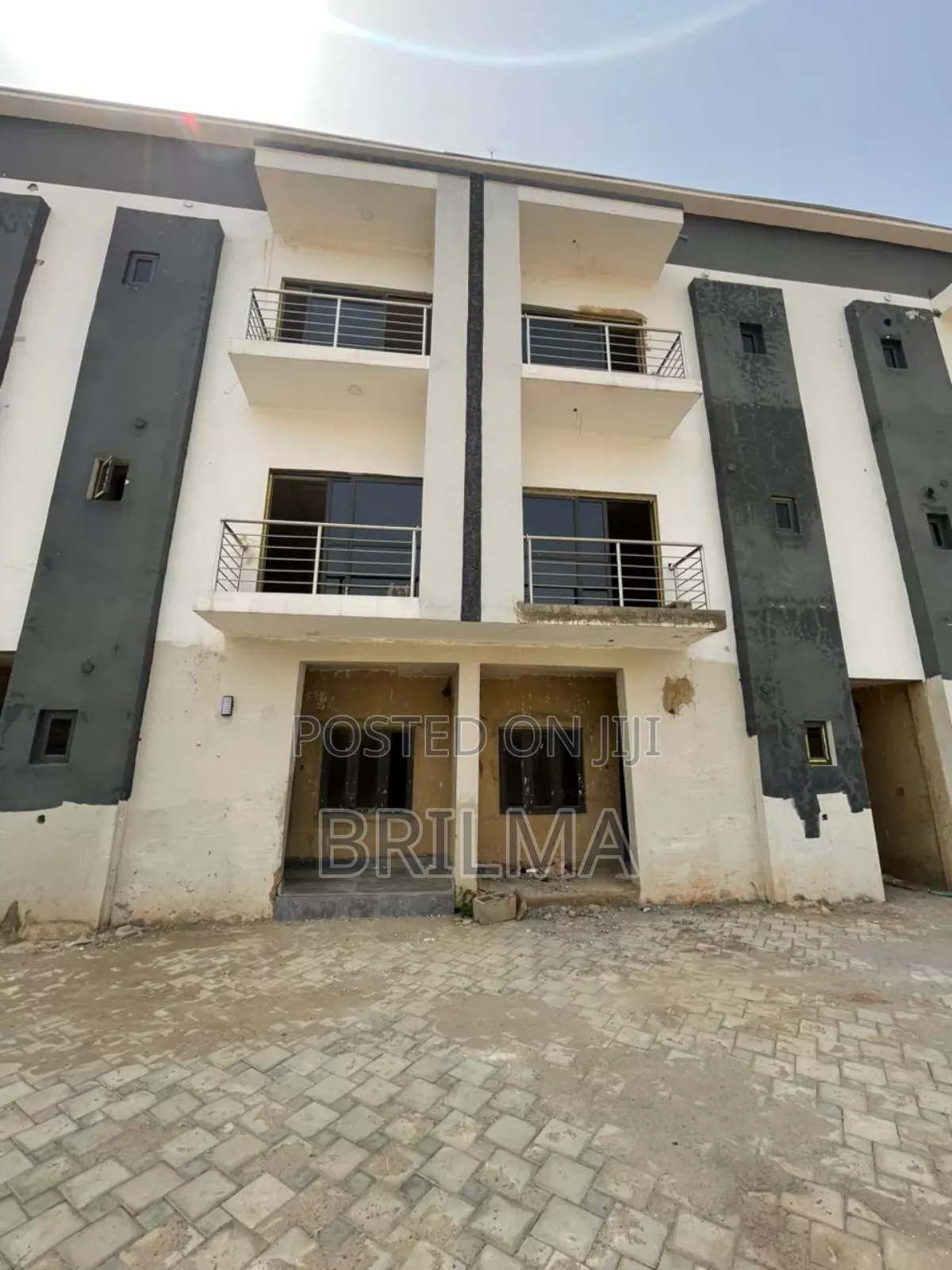 4bdrm Townhouse/Terrace in Katampe (Main) for sale