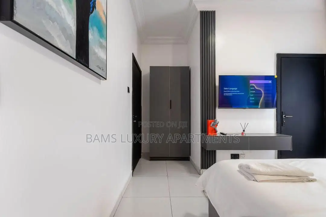 Affordable Short Stay 2 Beds at Lekki Phase 1