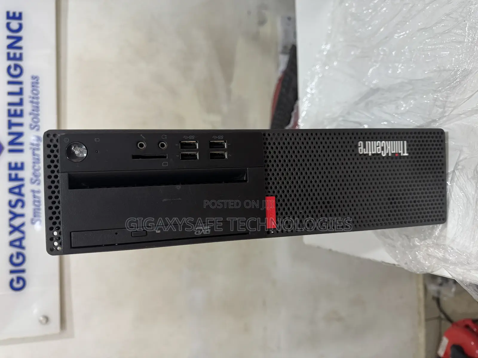 Lenovo ThinkCentre M710e SFF 8GB Intel Core i5 HDD+SSD 256GB