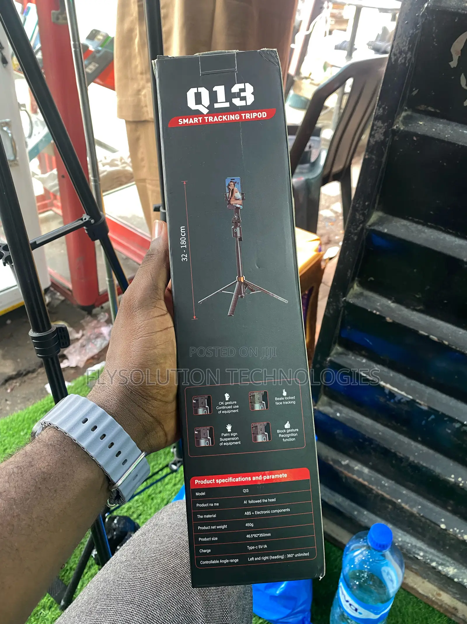 Q13 Smart Tracking Tripod