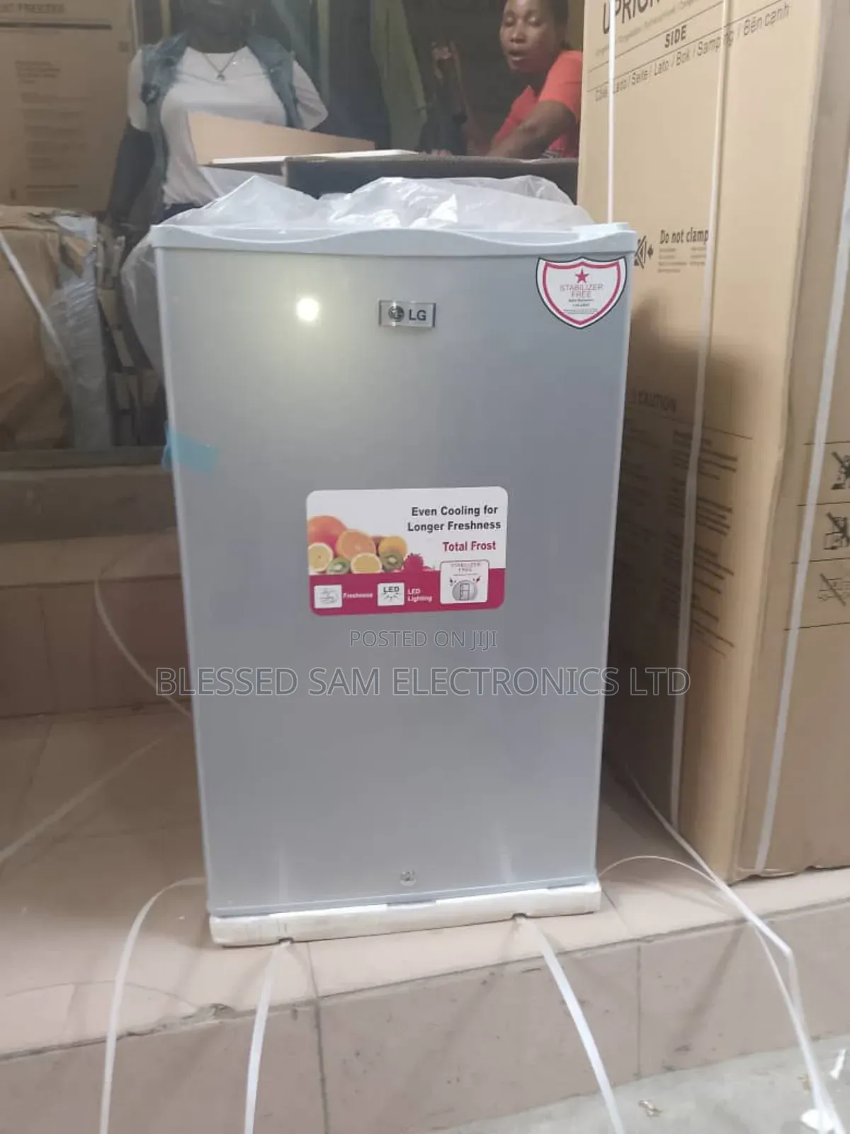 Lg Standing Upright Freezer Standing For Ice Block Maker > 2 Yrs