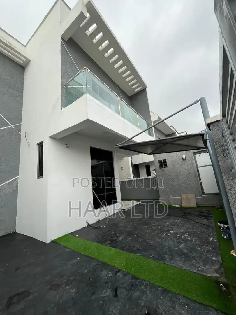 4bdrm Duplex in Ado / Ajah for sale