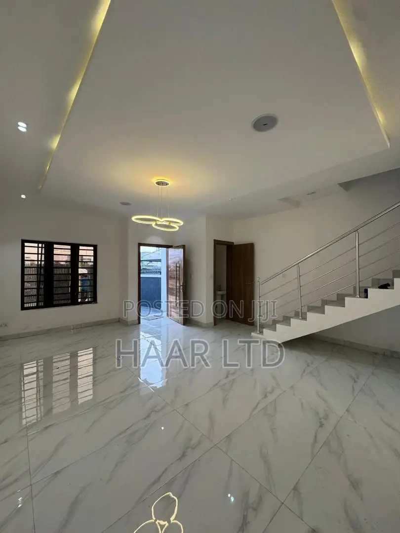 4bdrm Duplex in VGC / Ajah for sale