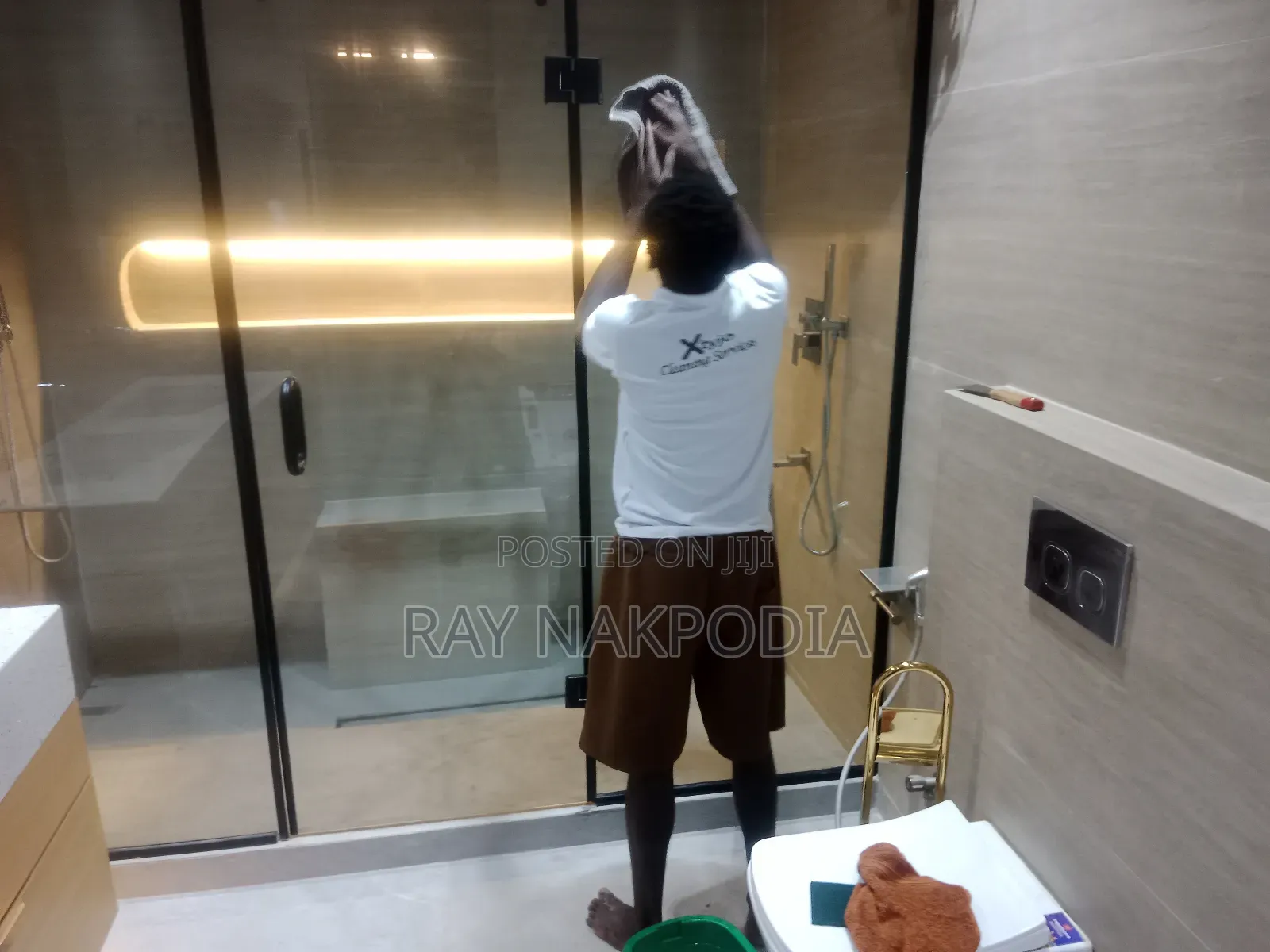 Raynax Ventures Commercial/Janitorial Services