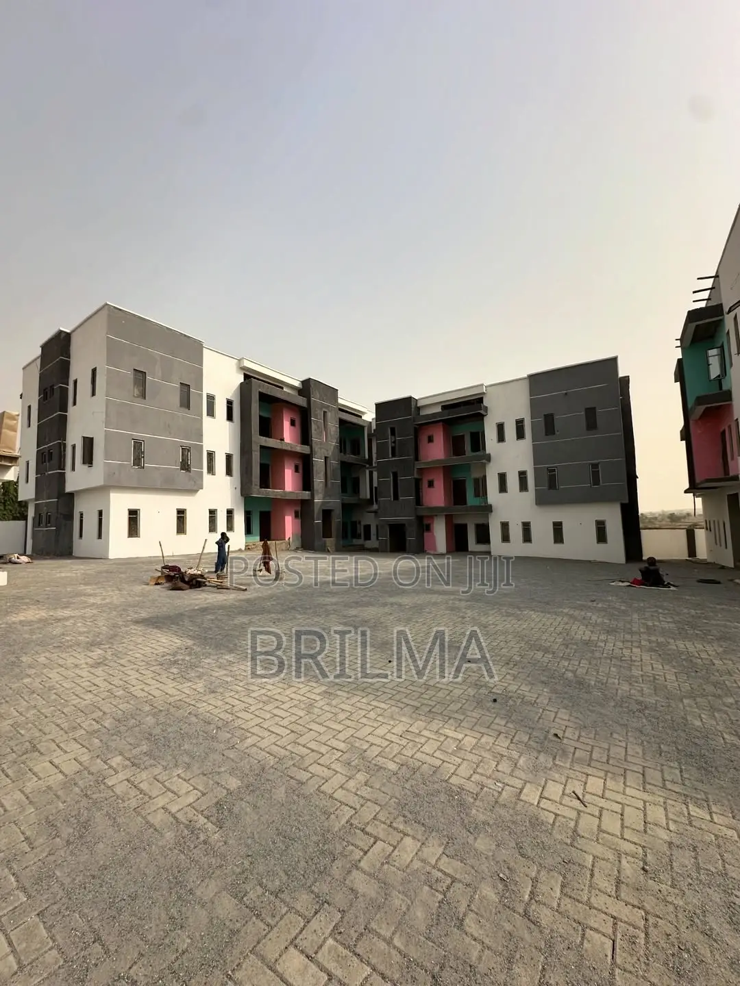 3bdrm Apartment in Life Camp for sale
