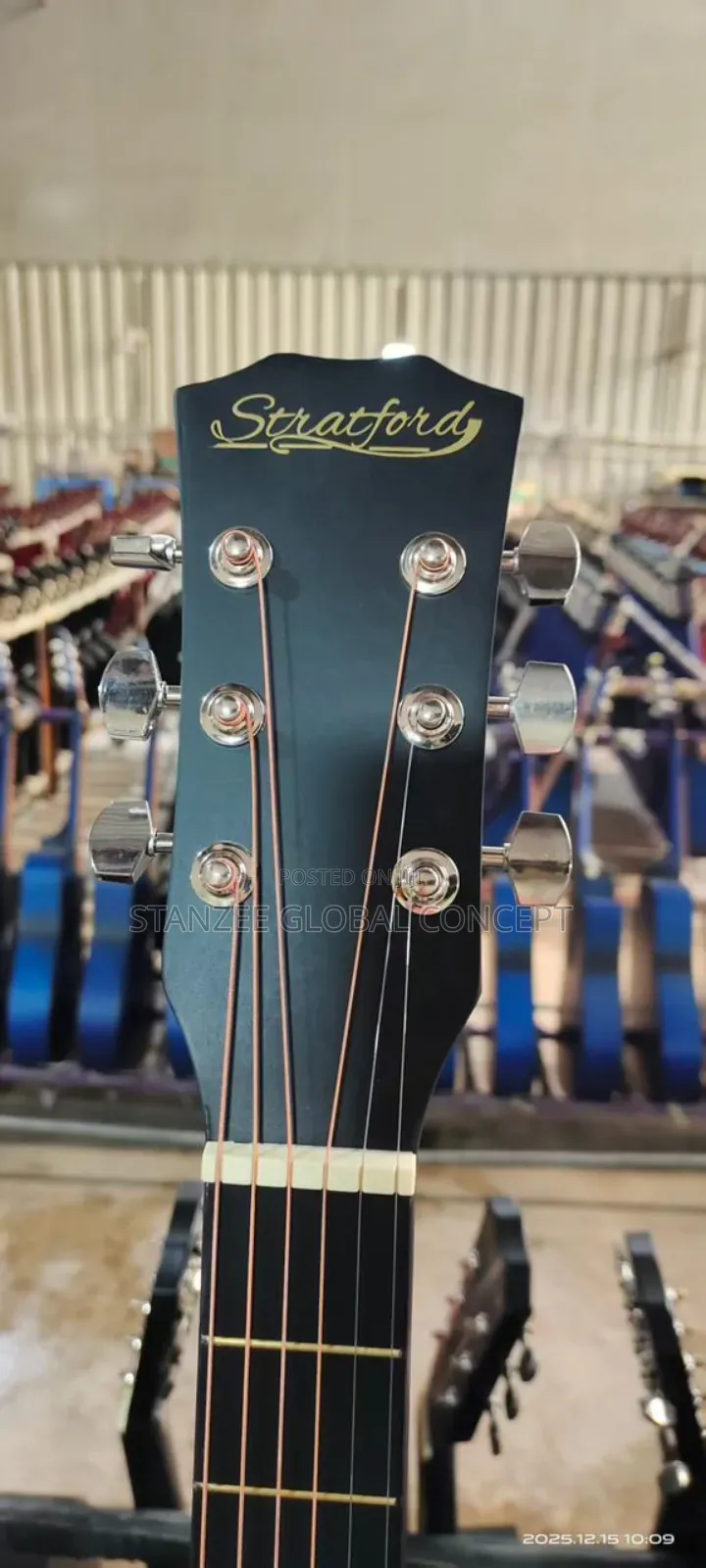 Stratford Quality 38-Inch Acoustic Guitar With Adjustable Truss Rod