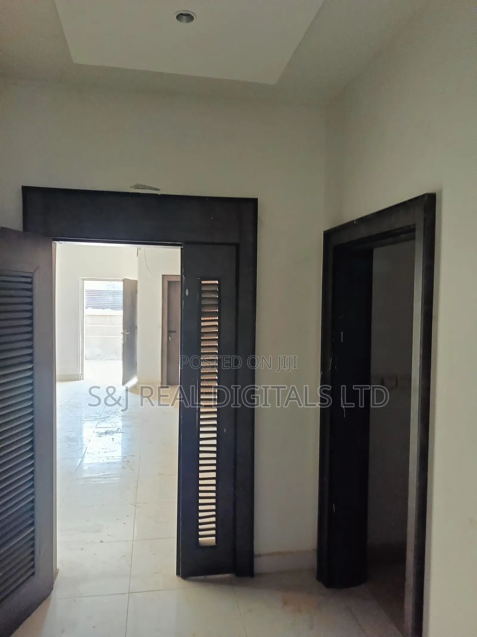 1bdrm Block of Flats in Katampe (Main) for sale
