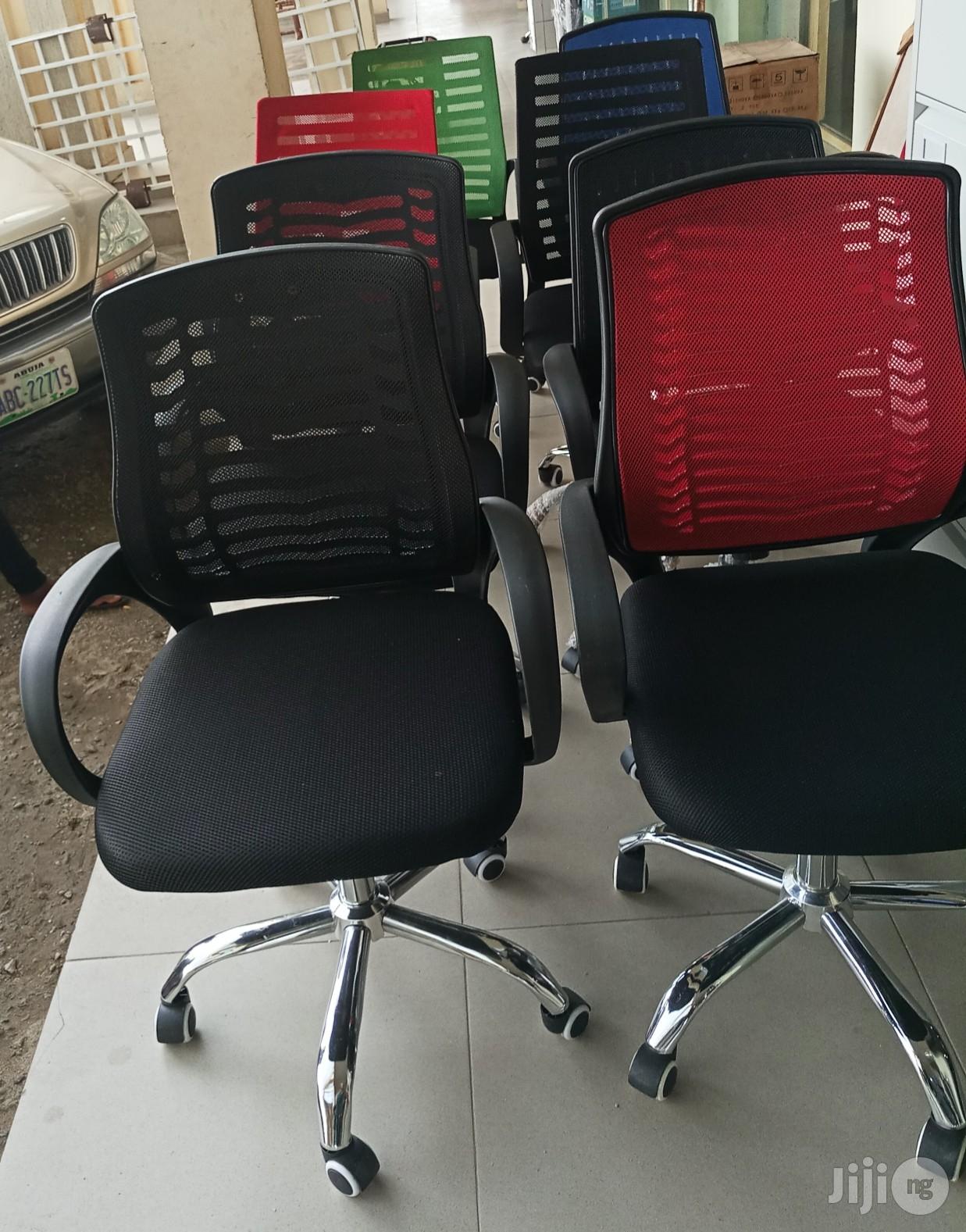 Quality Executive Mesh Swivel Office Chair.