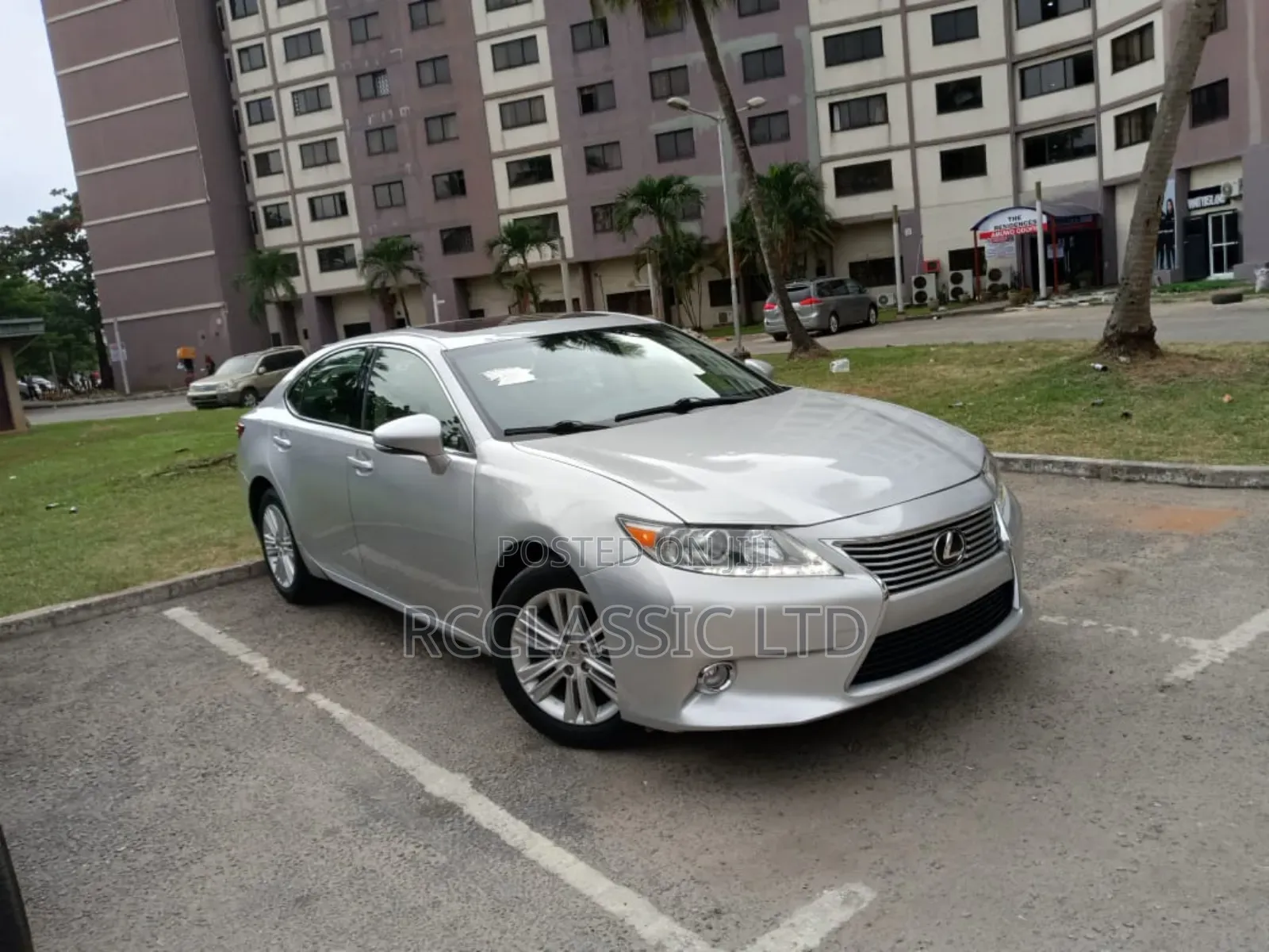 Lexus ES 2014 Silver