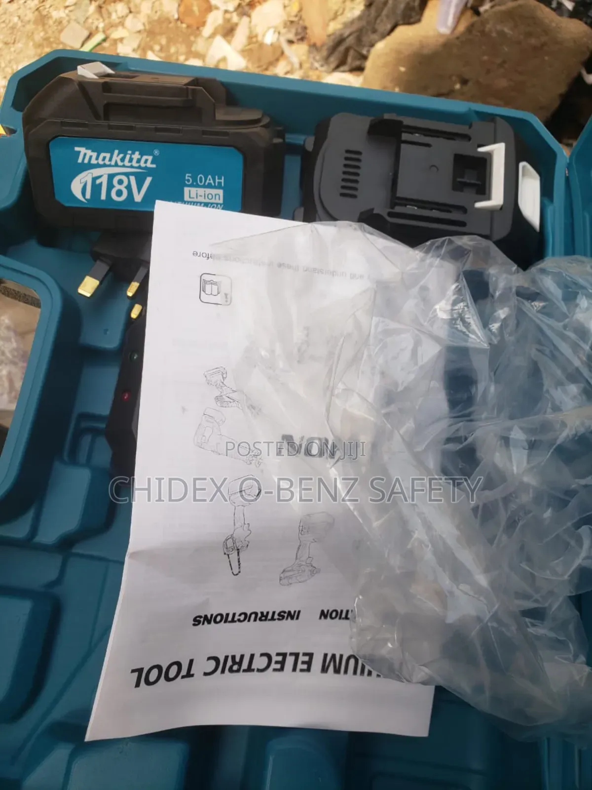 Makita Cordless Impact Wrench 118v