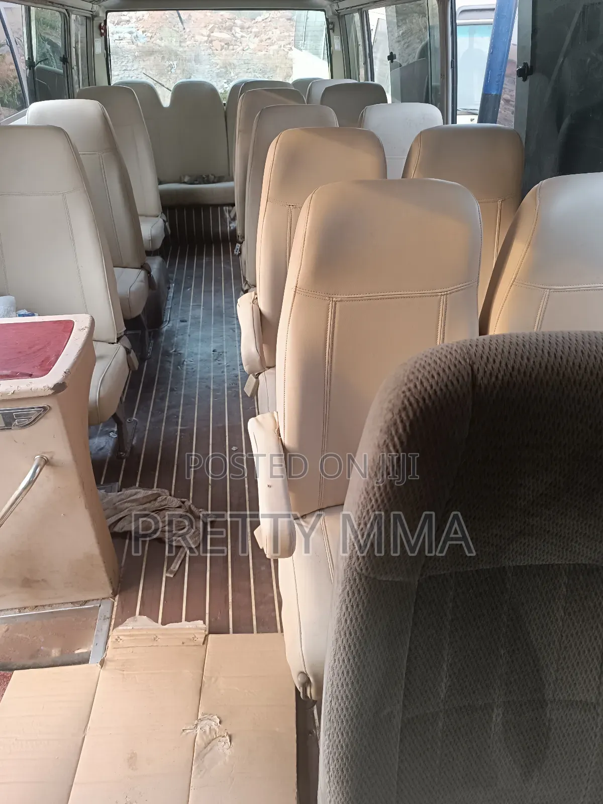 Toyota Coaster 2017 Beige