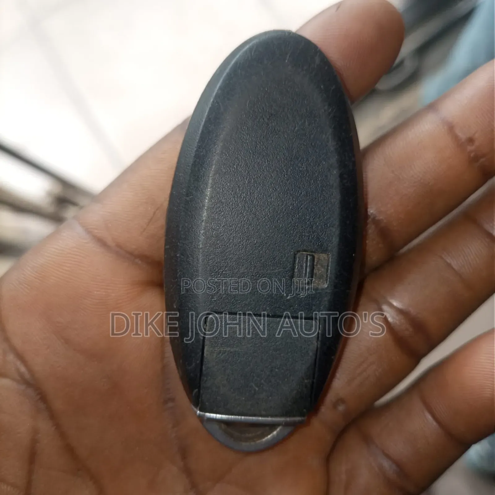 3 Button Keyless Remote Control for Nissan and Infiniti