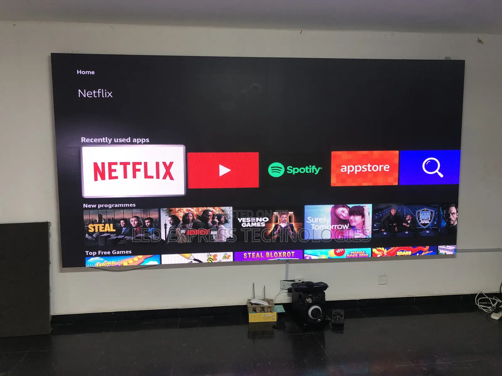 Led Screen for Streaming Video