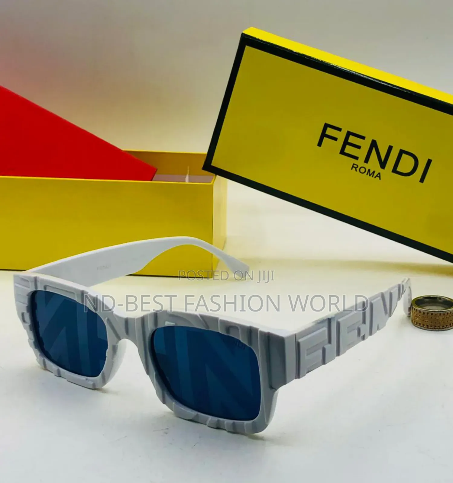 Simple and Nice Sunglasses