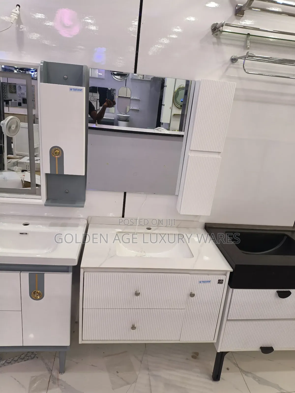 80cm Single Bowl Cabinet With Mirror and Side Shelf