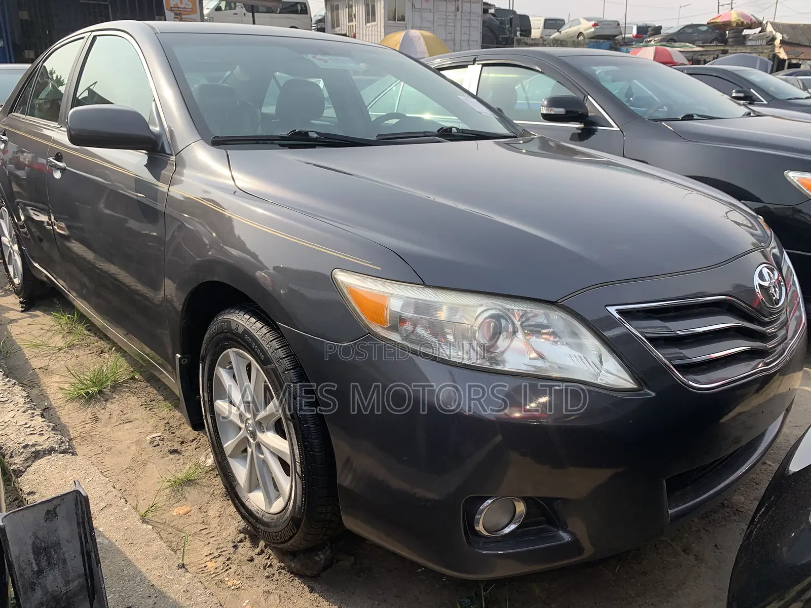 Toyota Camry 2010 Gray