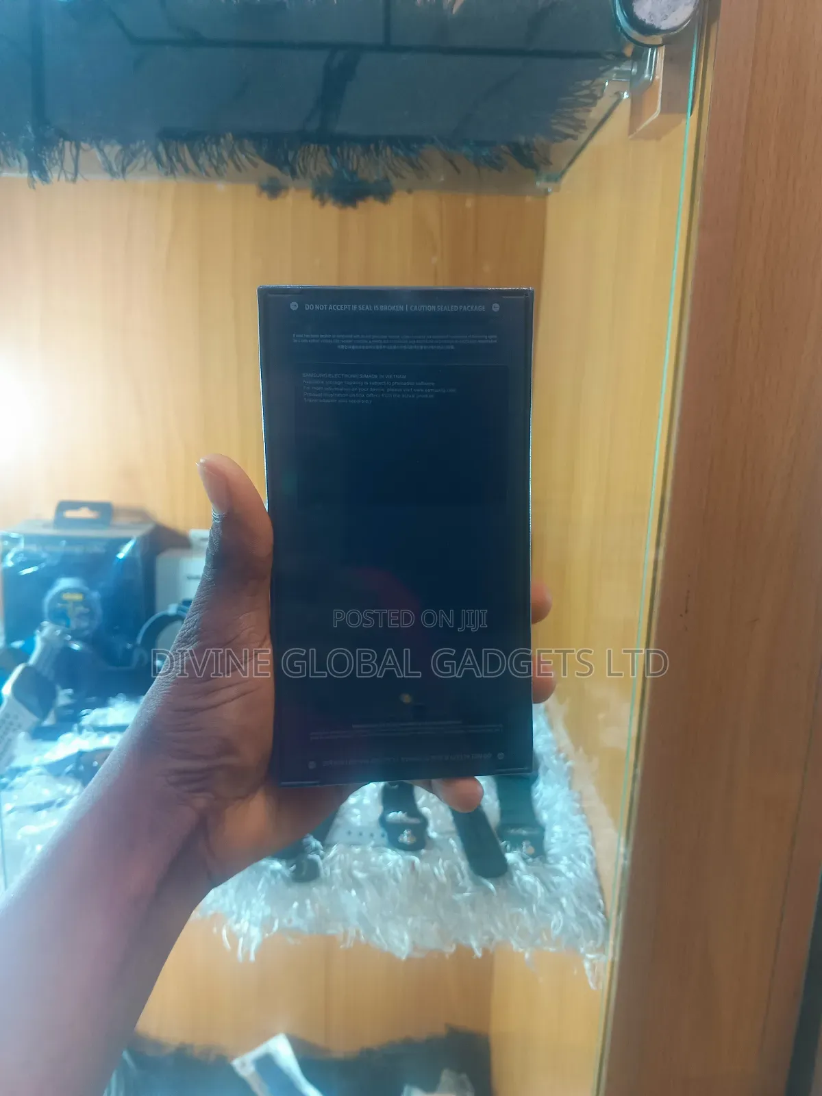 New Samsung Galaxy S24 256 GB Red