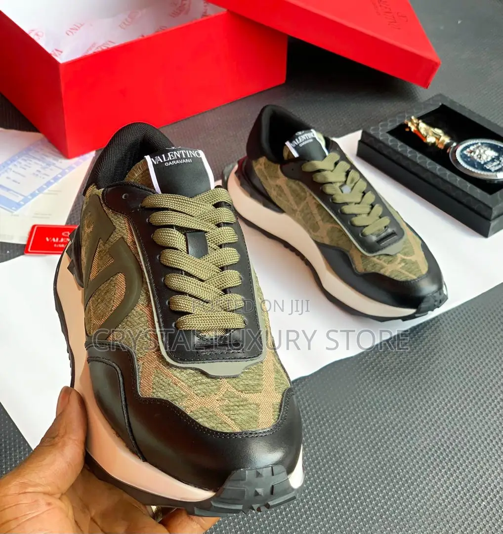 Valentino Garavani Quality Luxury Men Sneakers